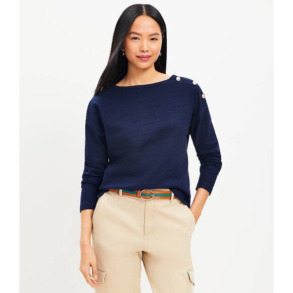 Ann Taylor Loft Harbor Gold Button Detail Top Size M Medium NWT Navy - Picture 9 of 9